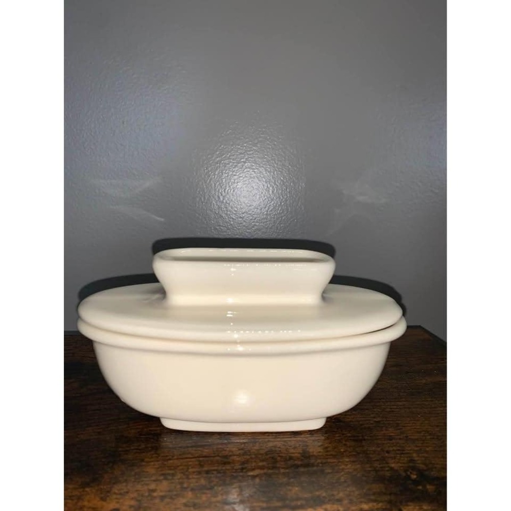 Vintage American Made Butter Keeper Crock Water Seal Dish Soft   Butter USA